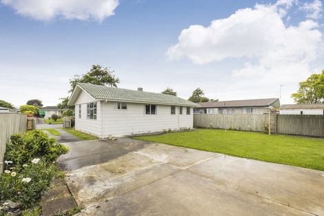 Photo of property in 111 Apollo Parade, Milson, Palmerston North, 4414