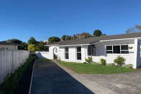 Photo of property in 31 Wesley Avenue, Frankleigh Park, New Plymouth, 4310