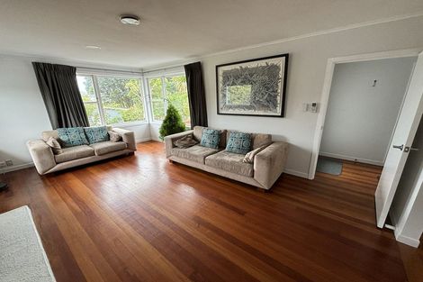 Photo of property in 30 Atkinson Road, Titirangi, Auckland, 0604