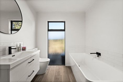 Photo of property in 2480 Kahuranaki Road, Elsthorpe, Havelock North, 4295