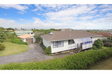 Photo of property in 8 Mataura Place, Clover Park, Auckland, 2019