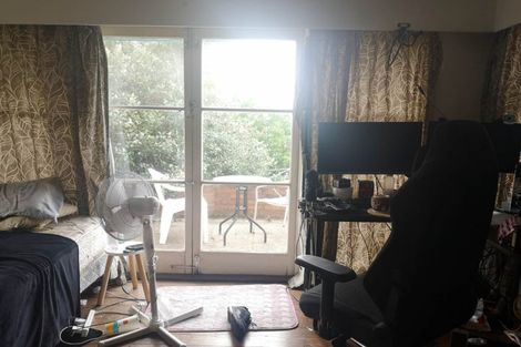 Photo of property in 2139 Great North Road, Avondale, Auckland, 0600