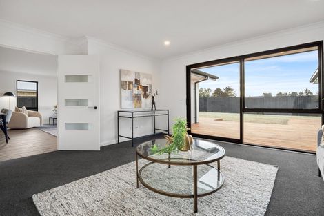 Photo of property in 44 Suffolk Drive, Kirwee, 7571