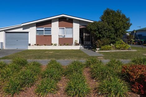 Photo of property in 1/15 Gebbie Road, Taradale, Napier, 4112
