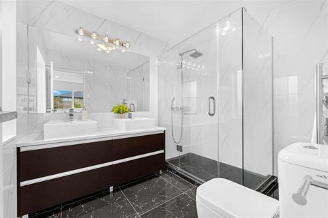 Photo of property in 62 Castlederg Drive, Flat Bush, Auckland, 2019