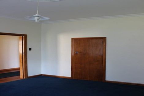 Photo of property in 66 Pahiatua Street, Hokowhitu, Palmerston North, 4410