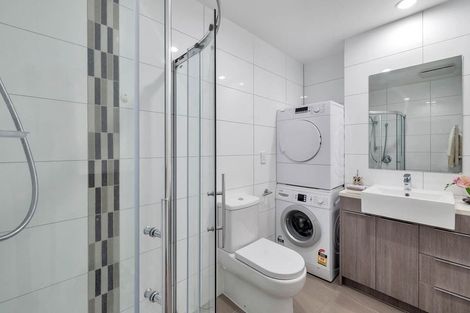 Photo of property in Apollo Apartments, 201/46 Rosedale Road, Rosedale, Auckland, 0632