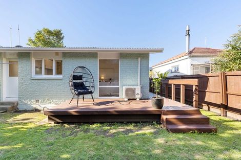 Photo of property in 2/14 Frederick Street, Waltham, Christchurch, 8011