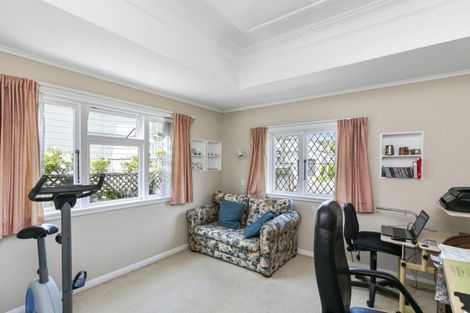 Photo of property in 15 Campbell Street, Karori, Wellington, 6012