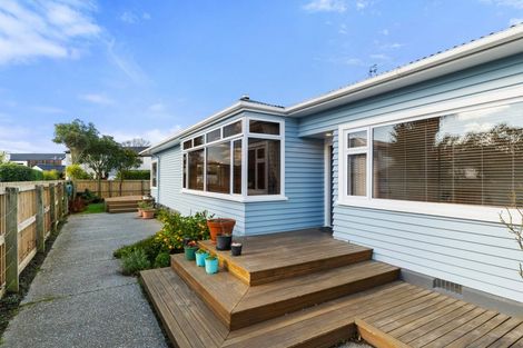 Photo of property in 16 Kotare Street, Fendalton, Christchurch, 8041