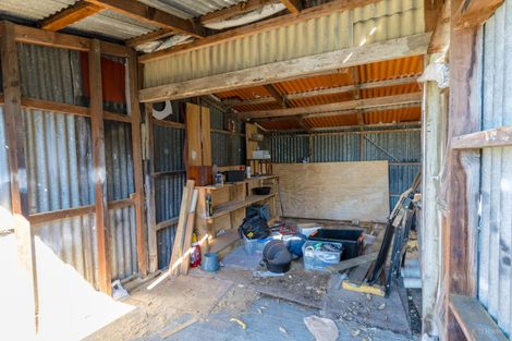 Photo of property in 1 Maude Street, Waimate, 7924