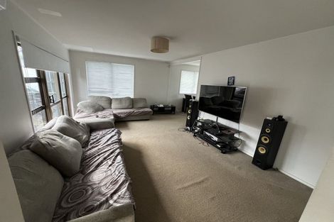 Photo of property in 30 Vandeleur Avenue, Birkdale, Auckland, 0626