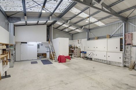Photo of property in 53 Pohutukawa Drive, Levin, 5571