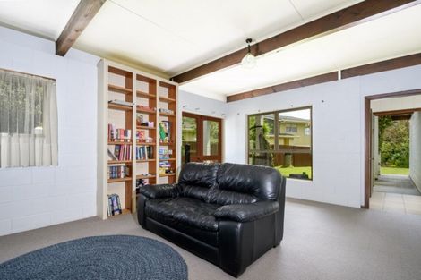 Photo of property in 2 Huia Street, Waikawa, Picton, 7220