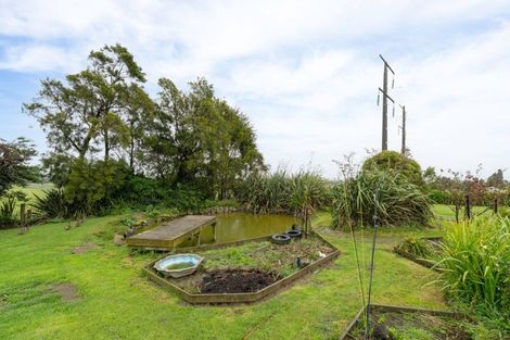Photo of property in 70 Tokomaru Road East, Tokomaru, Palmerston North, 4474