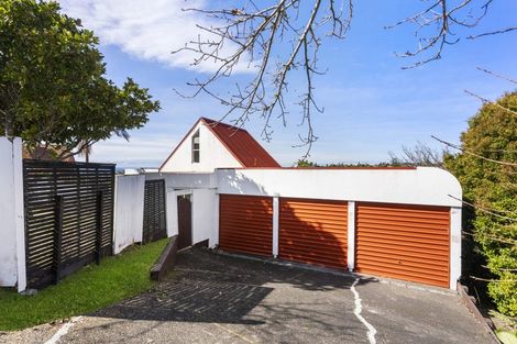 Photo of property in 22 Cairnbrae Court, Northcross, Auckland, 0632