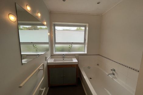 Photo of property in 6 Hounslow Street, Ilam, Christchurch, 8041