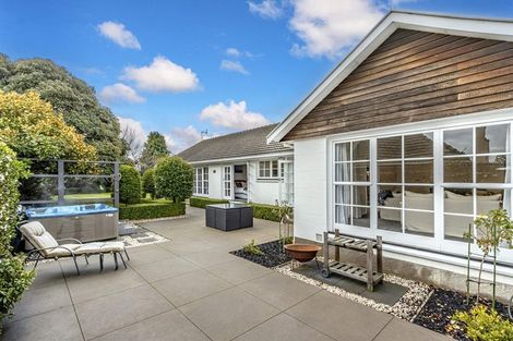 Photo of property in 17a Dinton Street, Russley, Christchurch, 8042