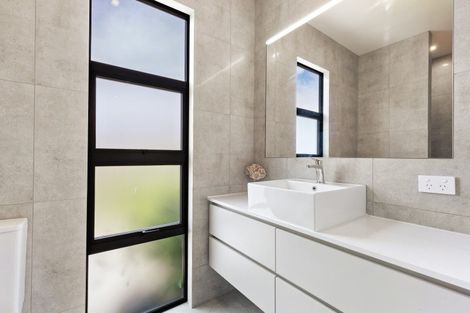 Photo of property in 23 Alps View Place, Lake Hayes, Queenstown, 9304