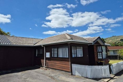 Photo of property in 342c Main Road, Tawa, Wellington, 5028