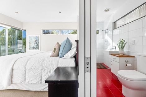 Photo of property in 44 Onuku Road, Akaroa, 7520