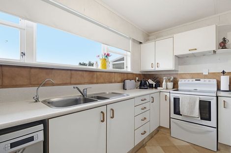 Photo of property in 32 Langley Avenue, Milson, Palmerston North, 4414