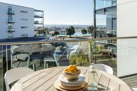 Photo of property in 101/14d West Quay, Ahuriri, Napier, 4110