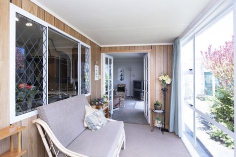 Photo of property in 9 Te Kama Street, Levin, 5510