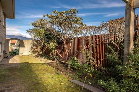 Photo of property in 44 Henley Street, Westport, 7825