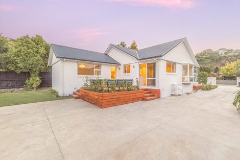 Photo of property in 9 Soleares Avenue, Mount Pleasant, Christchurch, 8081