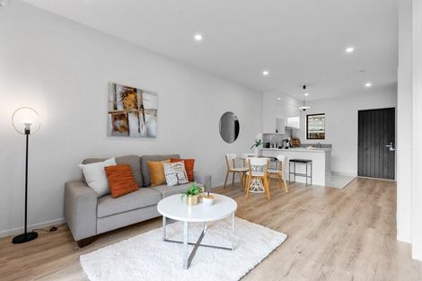 Photo of property in 10 Hokoteta Street, Mount Wellington, Auckland, 1062