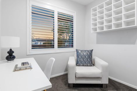 Photo of property in 4 Livingstone Street, Milford, Auckland, 0620