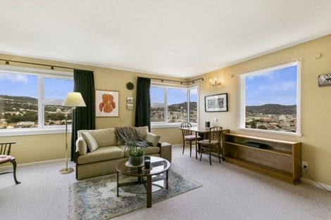 Photo of property in Landscape Apartments, 123-125 Austin Street, Mount Victoria, Wellington, 6011