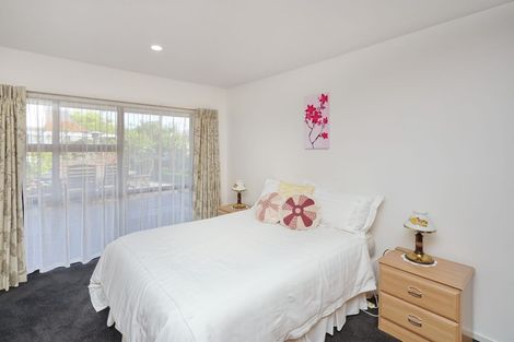 Photo of property in 19 Saint Pauls Place, Burwood, Christchurch, 8083