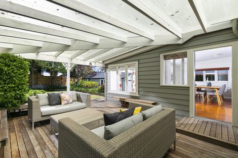 Photo of property in 31 Mozeley Avenue, Devonport, Auckland, 0624