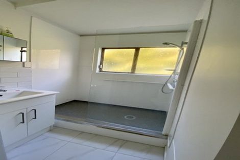 Photo of property in 2/767 Beach Road, Browns Bay, Auckland, 0630