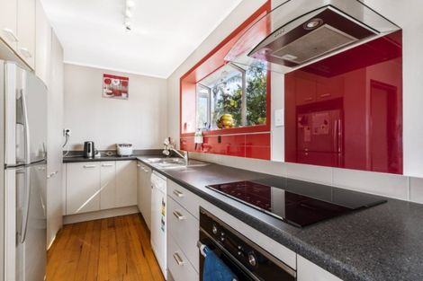 Photo of property in 2/6 Patons Road, Howick, Auckland, 2014