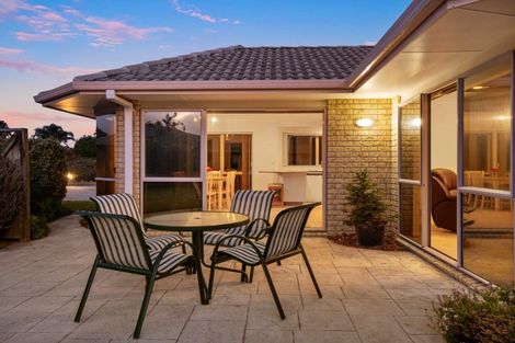 Photo of property in 24 Santa Monica Drive, Papamoa Beach, Papamoa, 3118