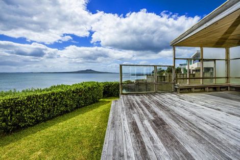 Photo of property in 39 Ocean View Road, Milford, Auckland, 0620