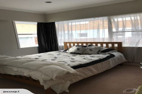 Photo of property in 236 Forrest Hill Road, Forrest Hill, Auckland, 0620