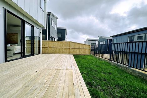 Photo of property in 32 Clara Road, Silverdale, 0932