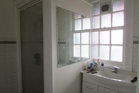 Photo of property in Fire Station Apartments, 54 Northland Road, Northland, Wellington, 6012