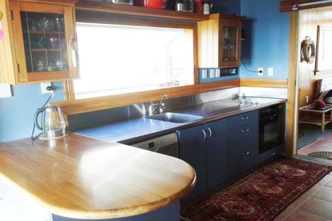 Photo of property in 31 Onaero Beach Road, Onaero, Urenui, 4383