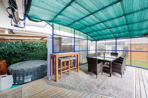 Photo of property in 43 Benmore Avenue, Cloverlea, Palmerston North, 4412