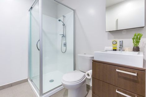 Photo of property in Shoal Haven Apartments, 112a/130 Anzac Street, Takapuna, Auckland, 0622