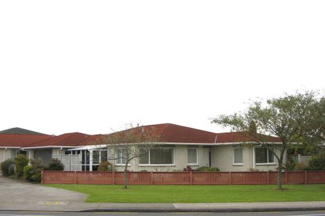 Photo of property in 199 Mangorei Road, Merrilands, New Plymouth, 4312