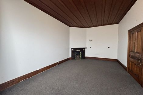 Photo of property in 37 Te Wharepouri Street, Berhampore, Wellington, 6023