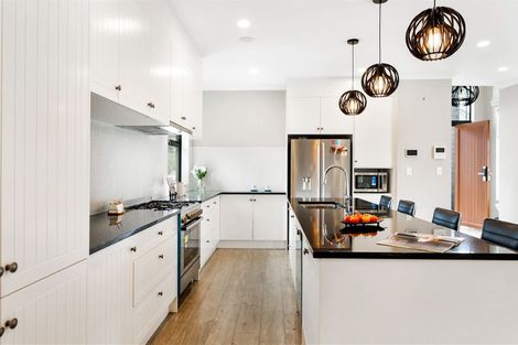 Photo of property in 15 Will Street, Huapai, Kumeu, 0810