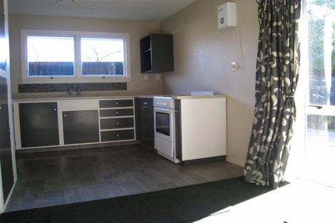 Photo of property in 2/4 Kyeburn Place, Avonhead, Christchurch, 8042