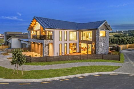 Photo of property in 59 Streamview Way, Long Bay, Auckland, 0630